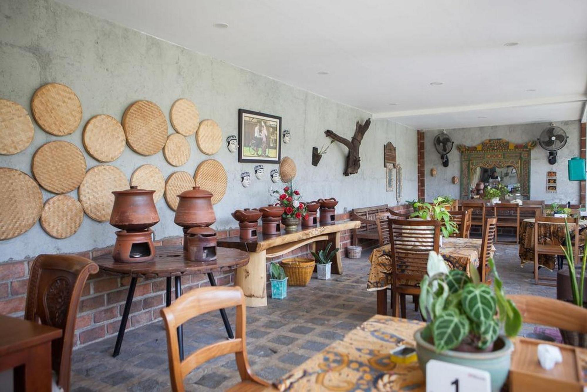 Urbanview Hotel Kumala Banyuwangi By Reddoorz Eksteriør billede