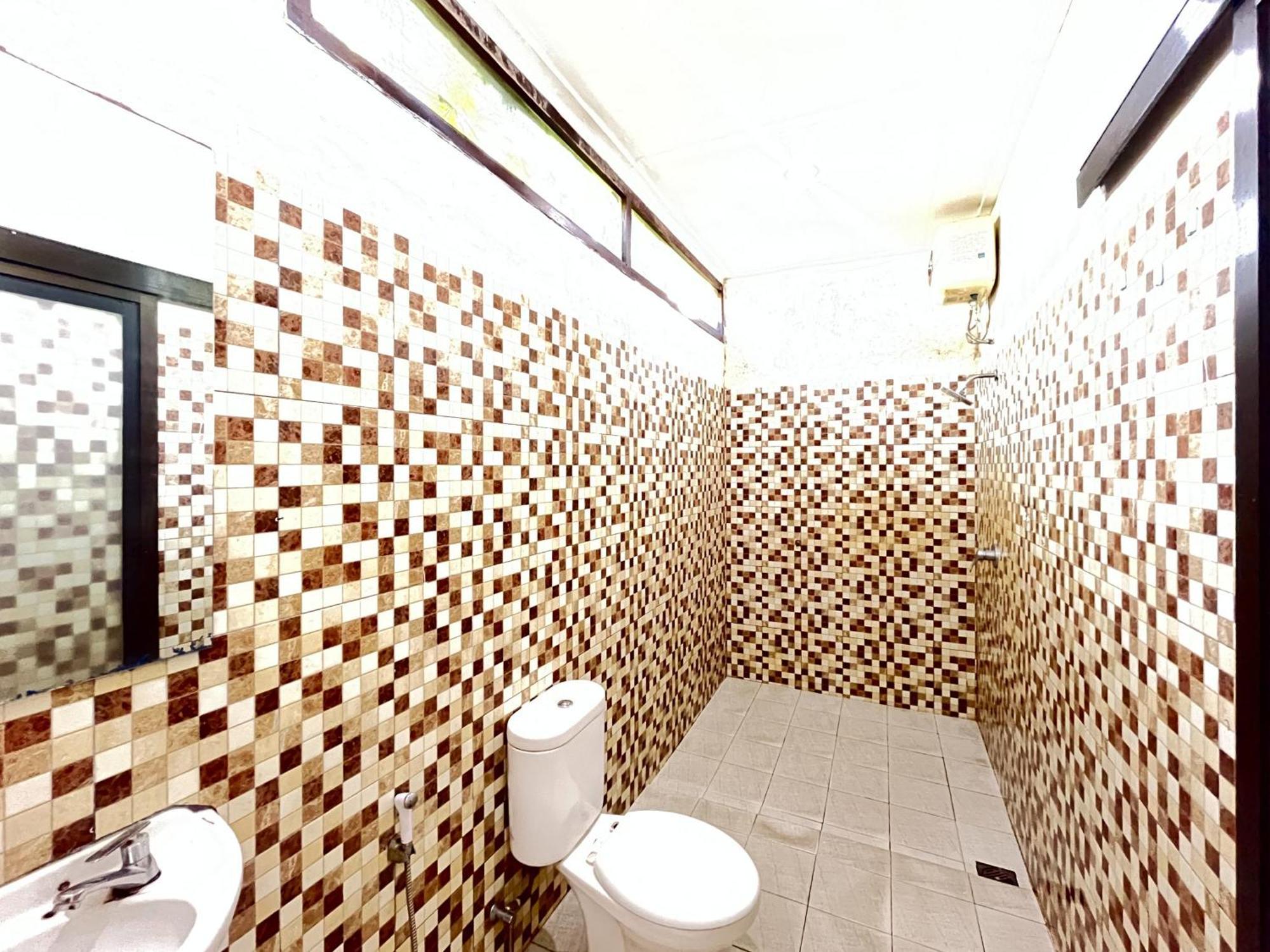 Urbanview Hotel Kumala Banyuwangi By Reddoorz Eksteriør billede