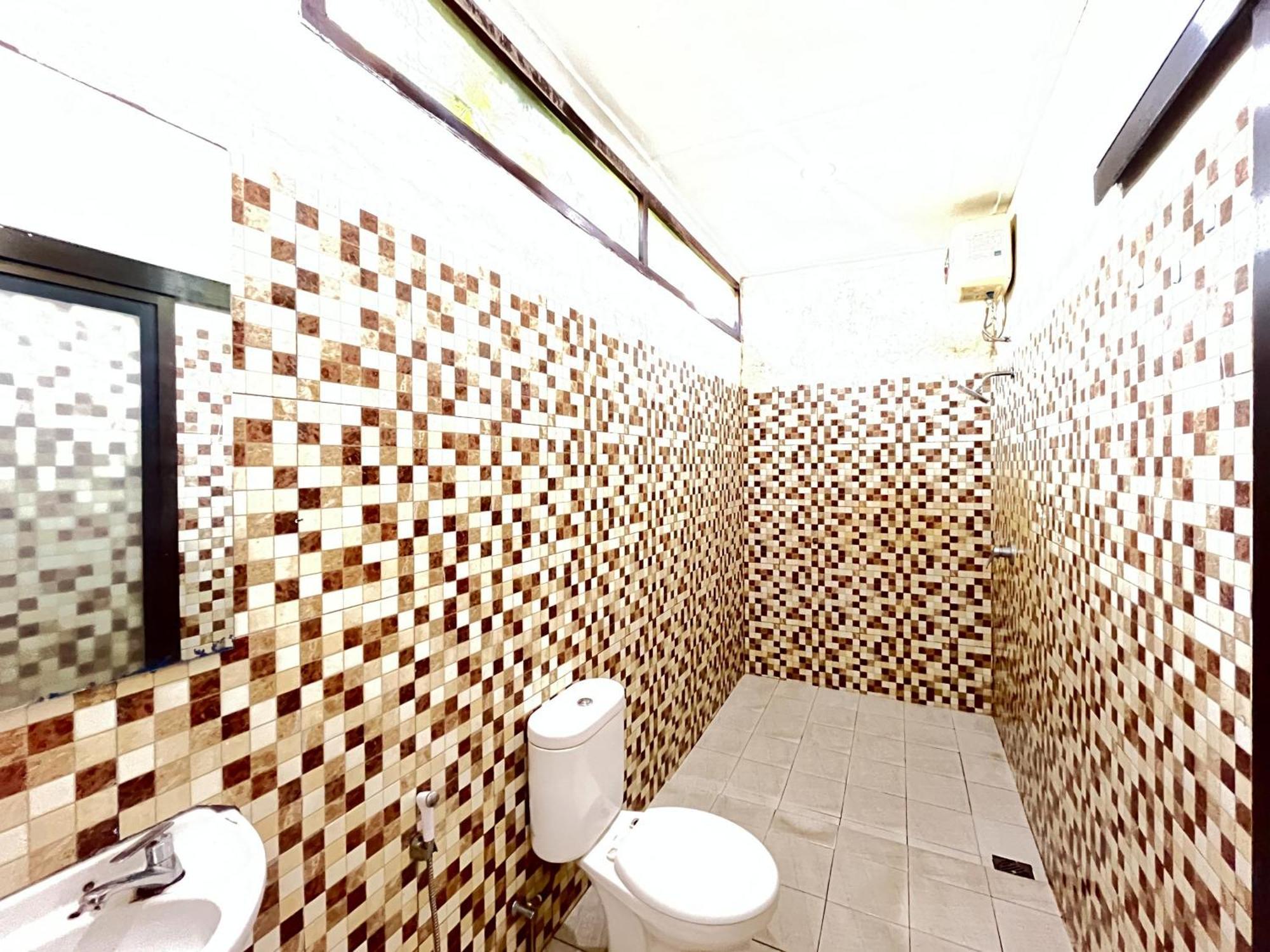 Urbanview Hotel Kumala Banyuwangi By Reddoorz Eksteriør billede
